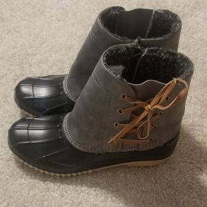 Duck boots, women's size 9